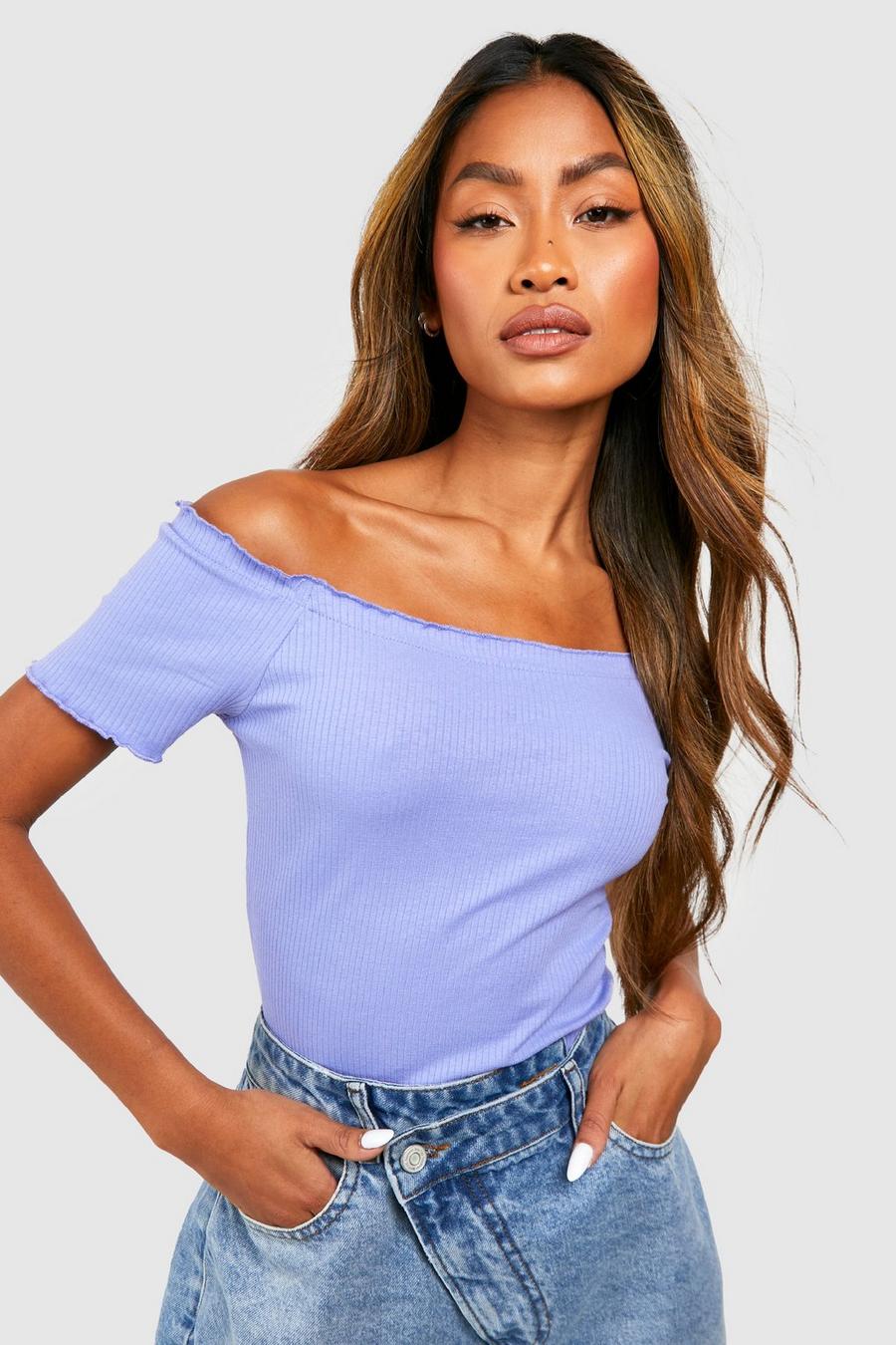 Geripptes Bardot T-Shirt mit gekräuseltem Saum, Lilac image number 1