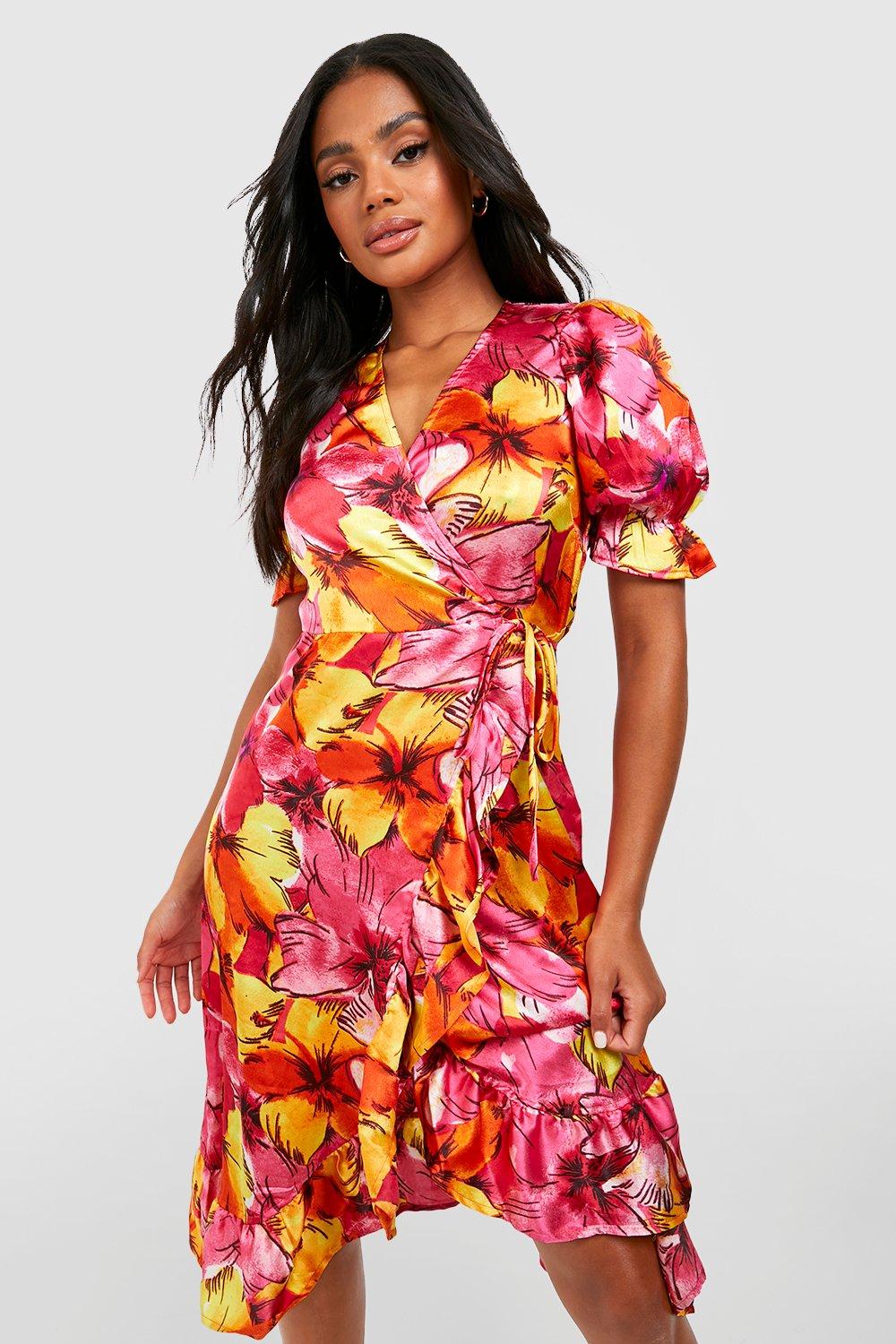 Boohoo exclusive wrap midi dress in pink hot sale floral