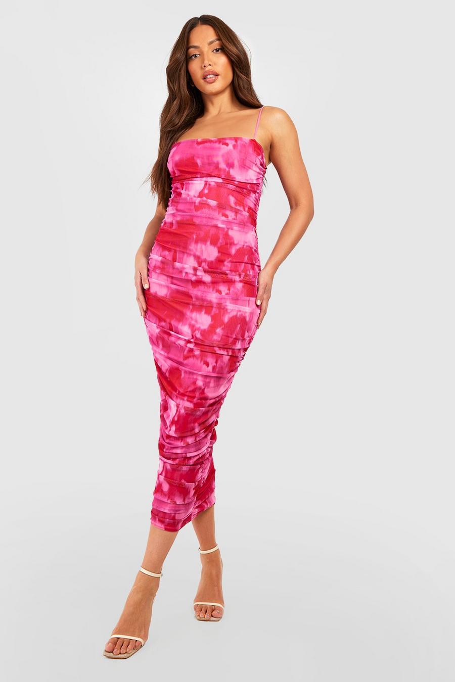 Pink Tall Midaxiklänning i mesh med batikmönster och rysch image number 1