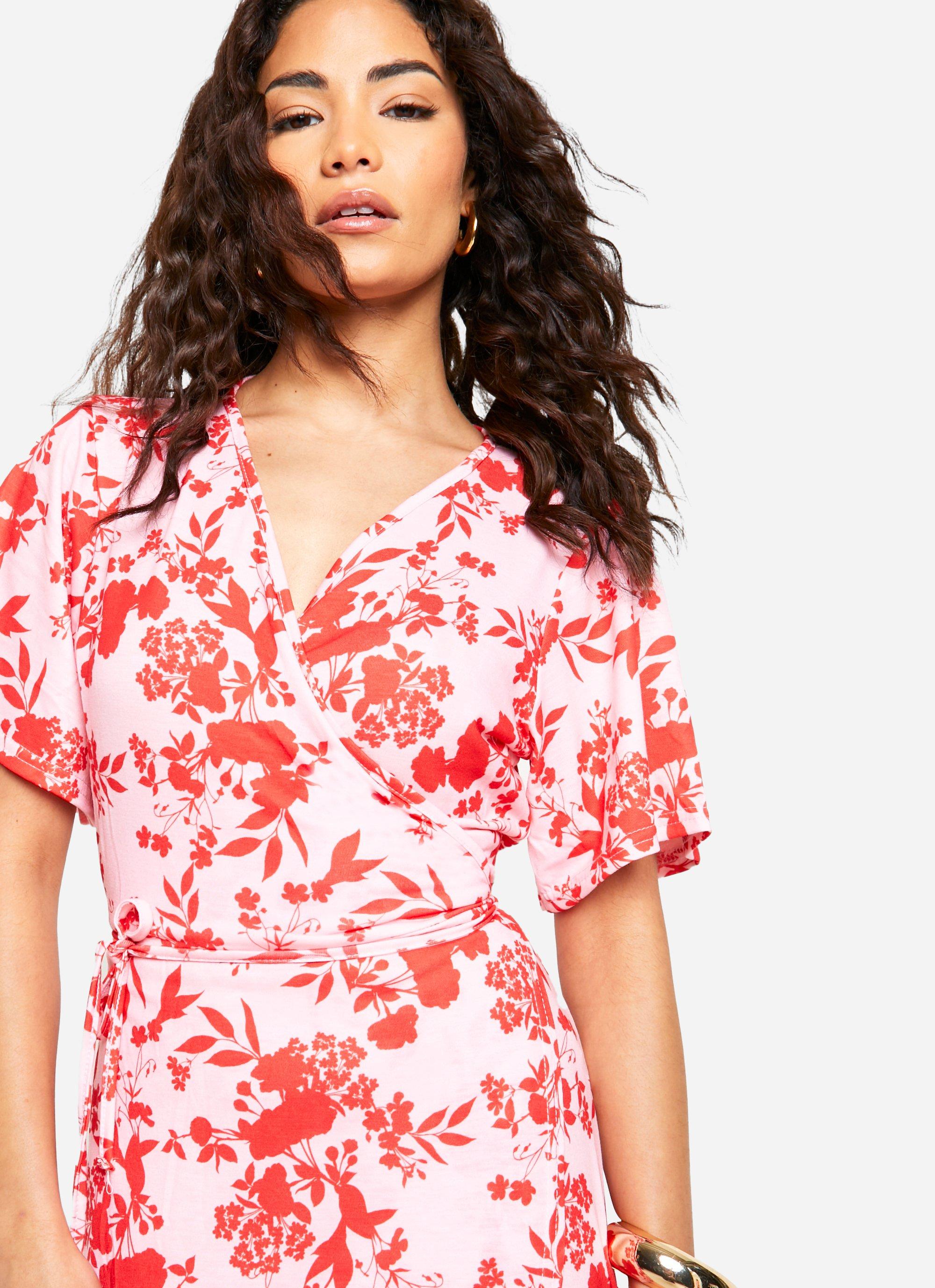 Boohoo midi wrap dress in red ditsy floral sale