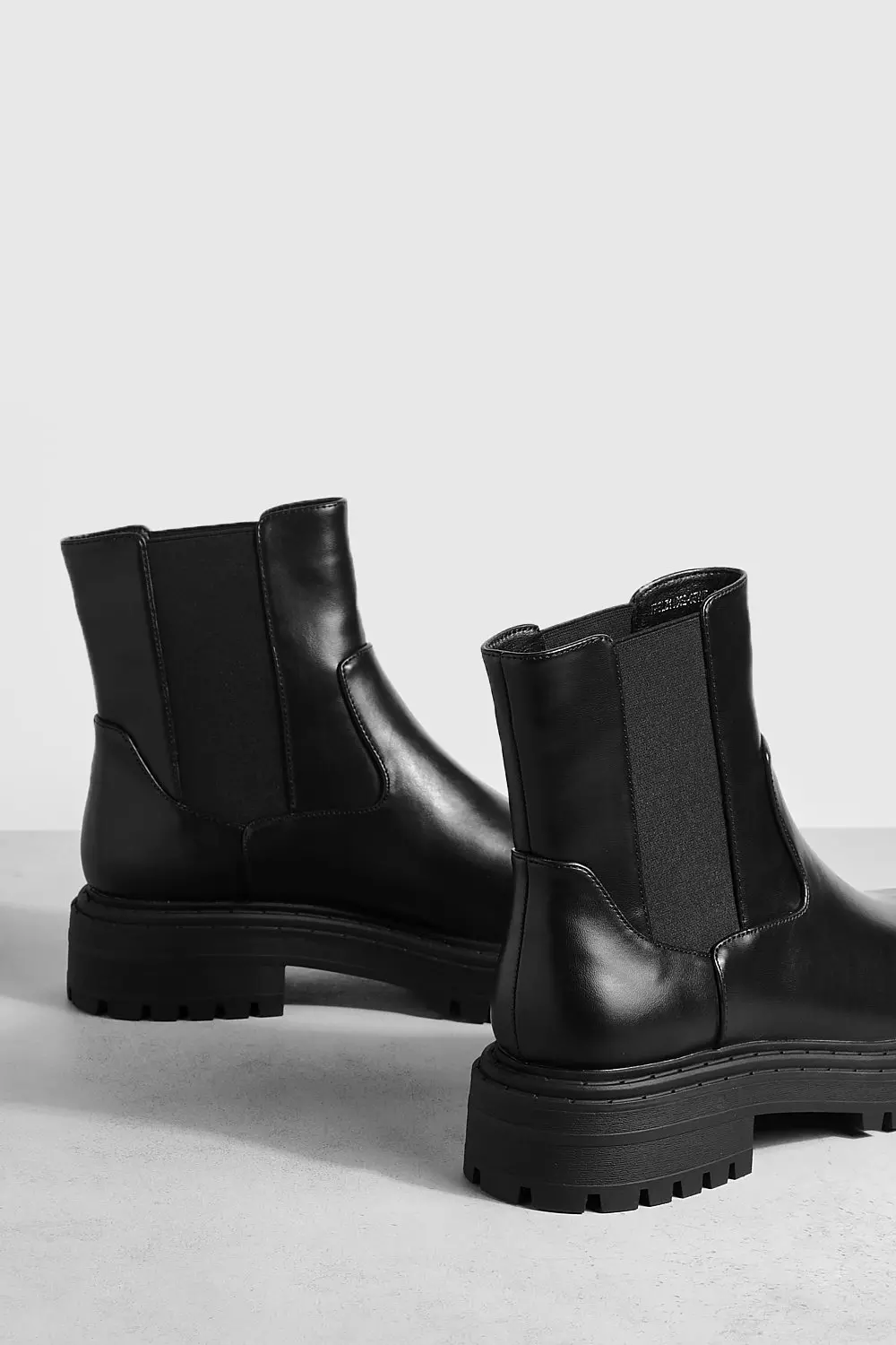 Black Wide Fit Double Panel Chelsea Boots صورة بديلة