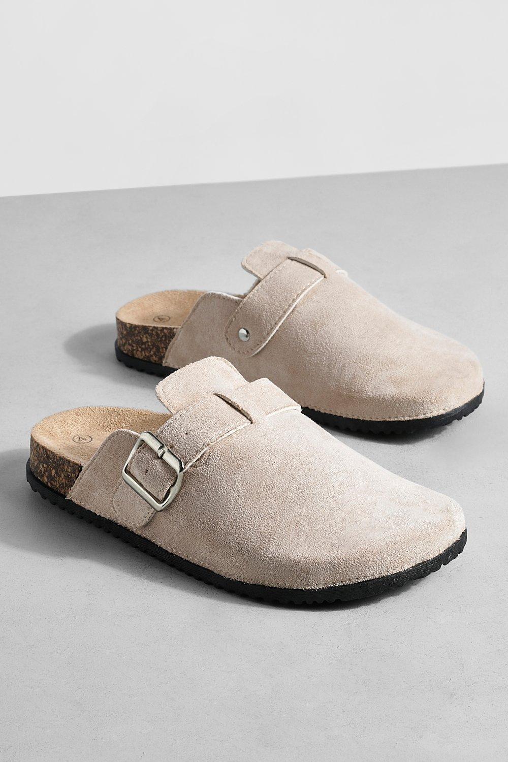 Basic Closed Toe Clogs