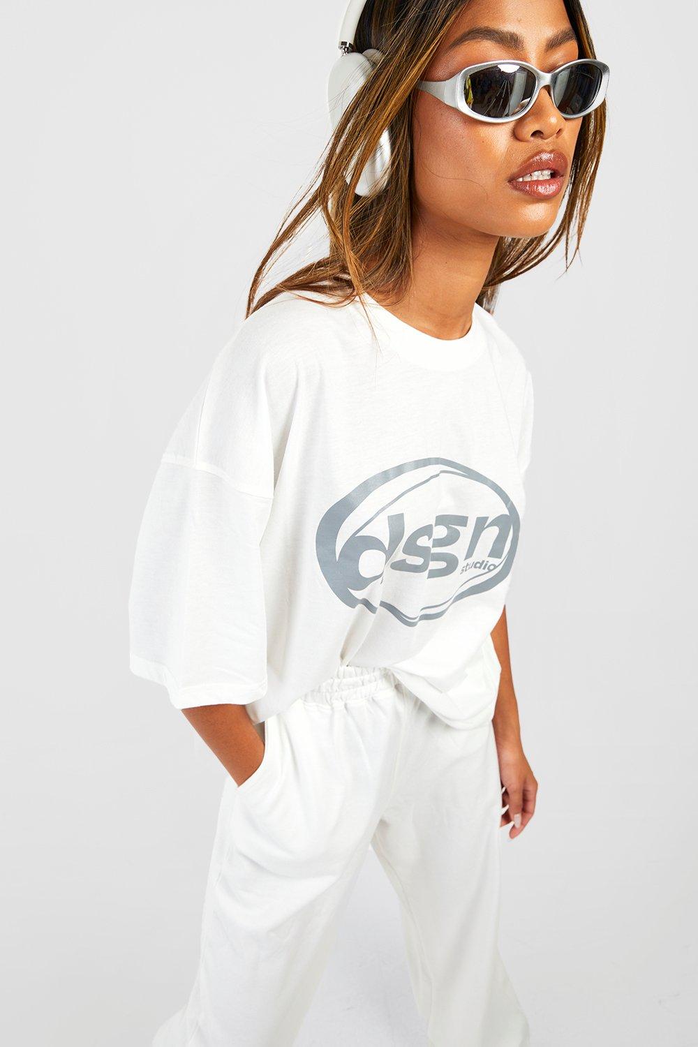 Set T shirt con slogan Dsgn Studio pantaloni tuta dritti boohoo IT