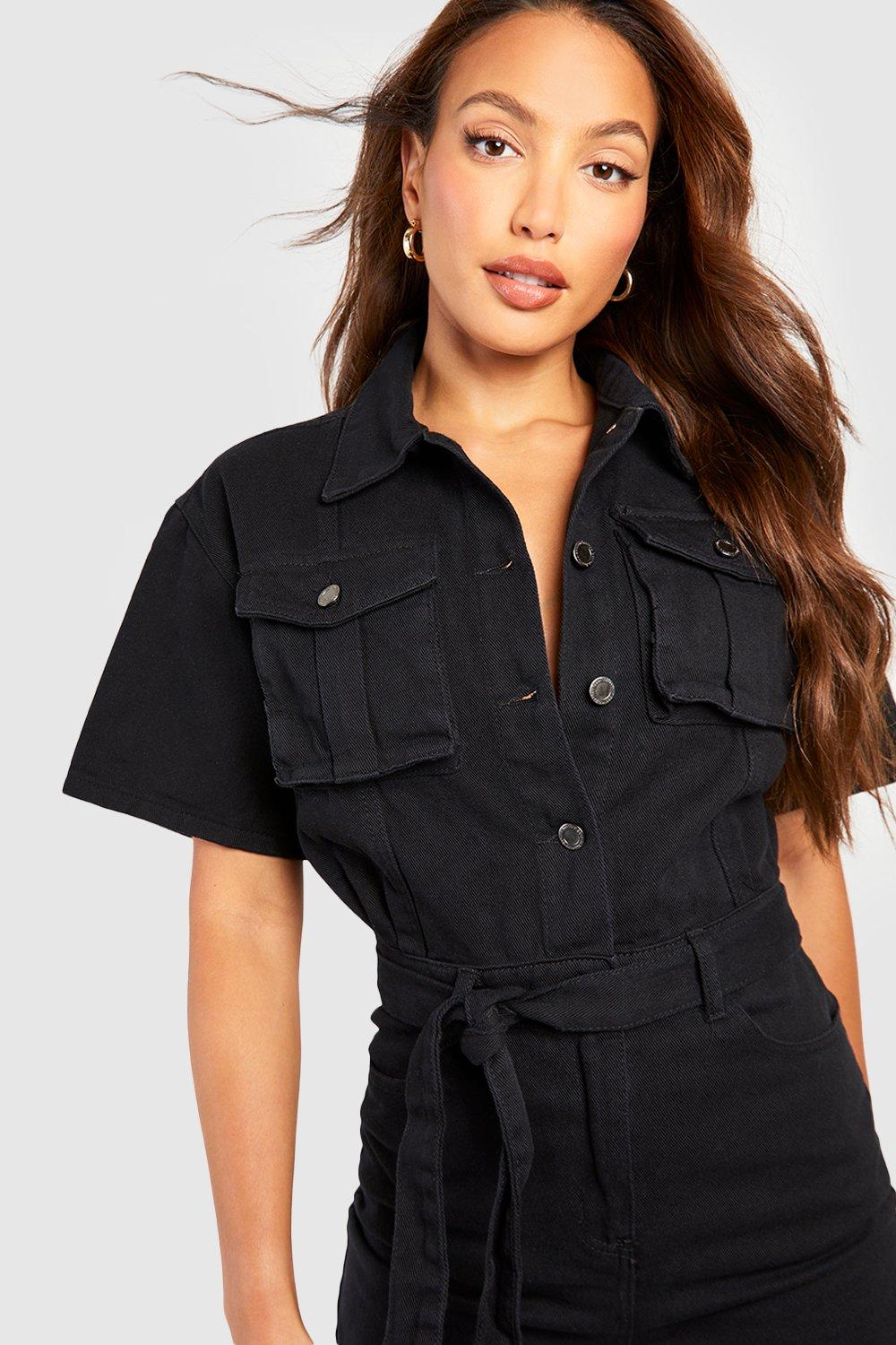 Tall kurzarmliger schmaler Cargo Denim Jumpsuit mit Gurtel