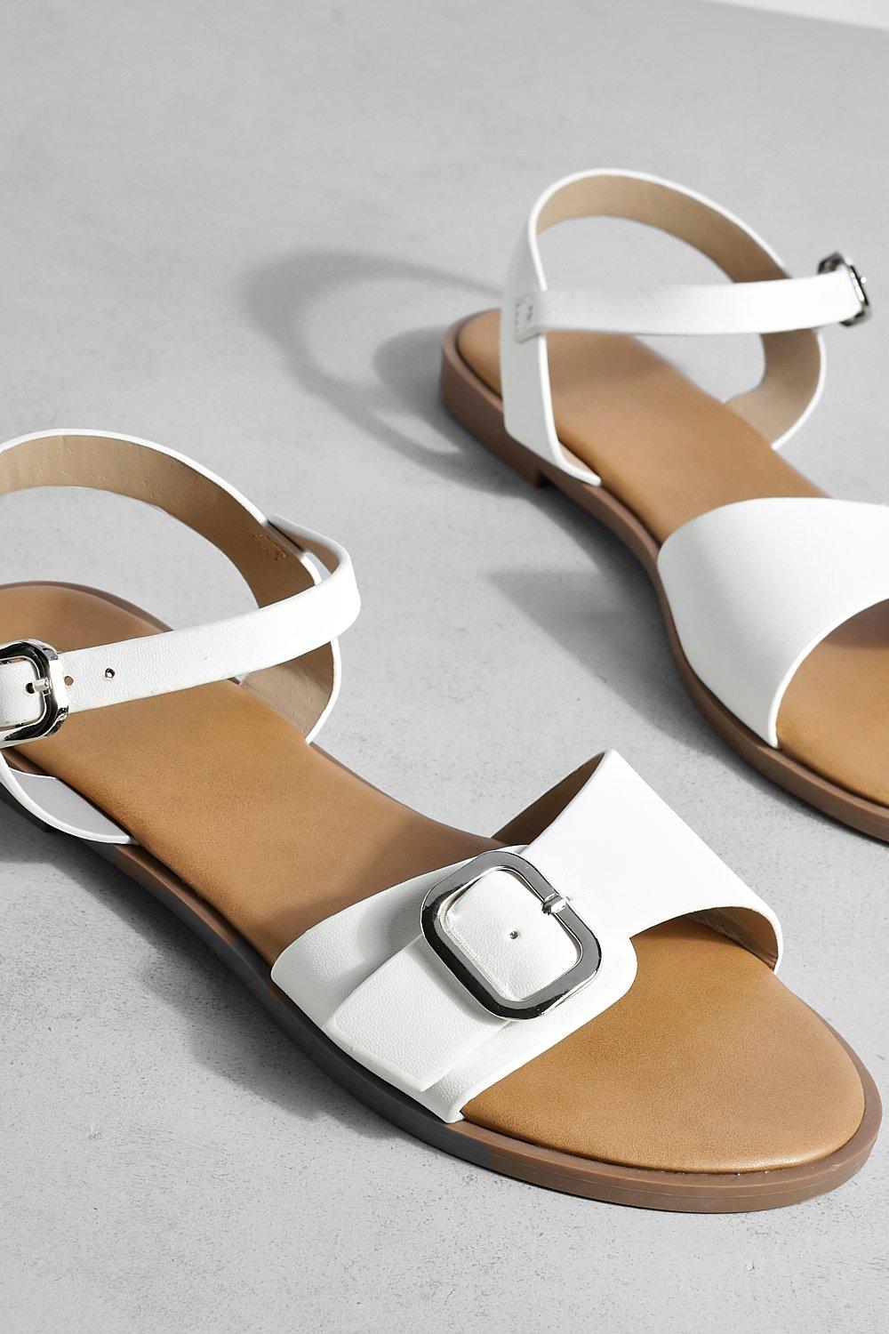 Sandali bassi con fascette shop