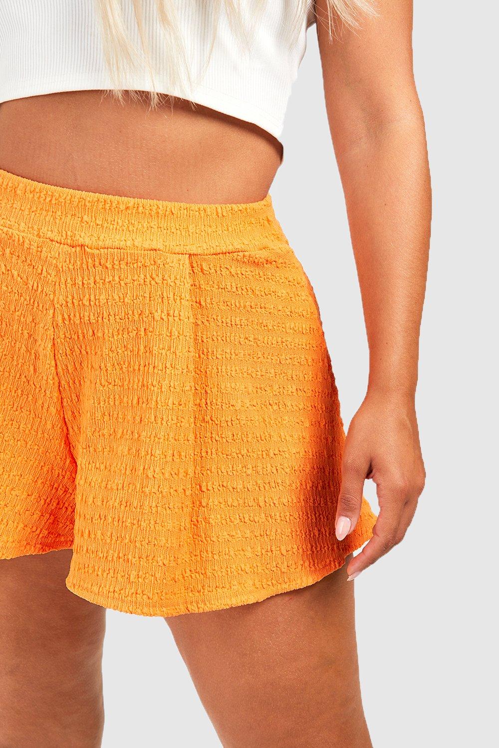 Plus Crinkle Textured Belted Flippy Shorts | boohoo FI