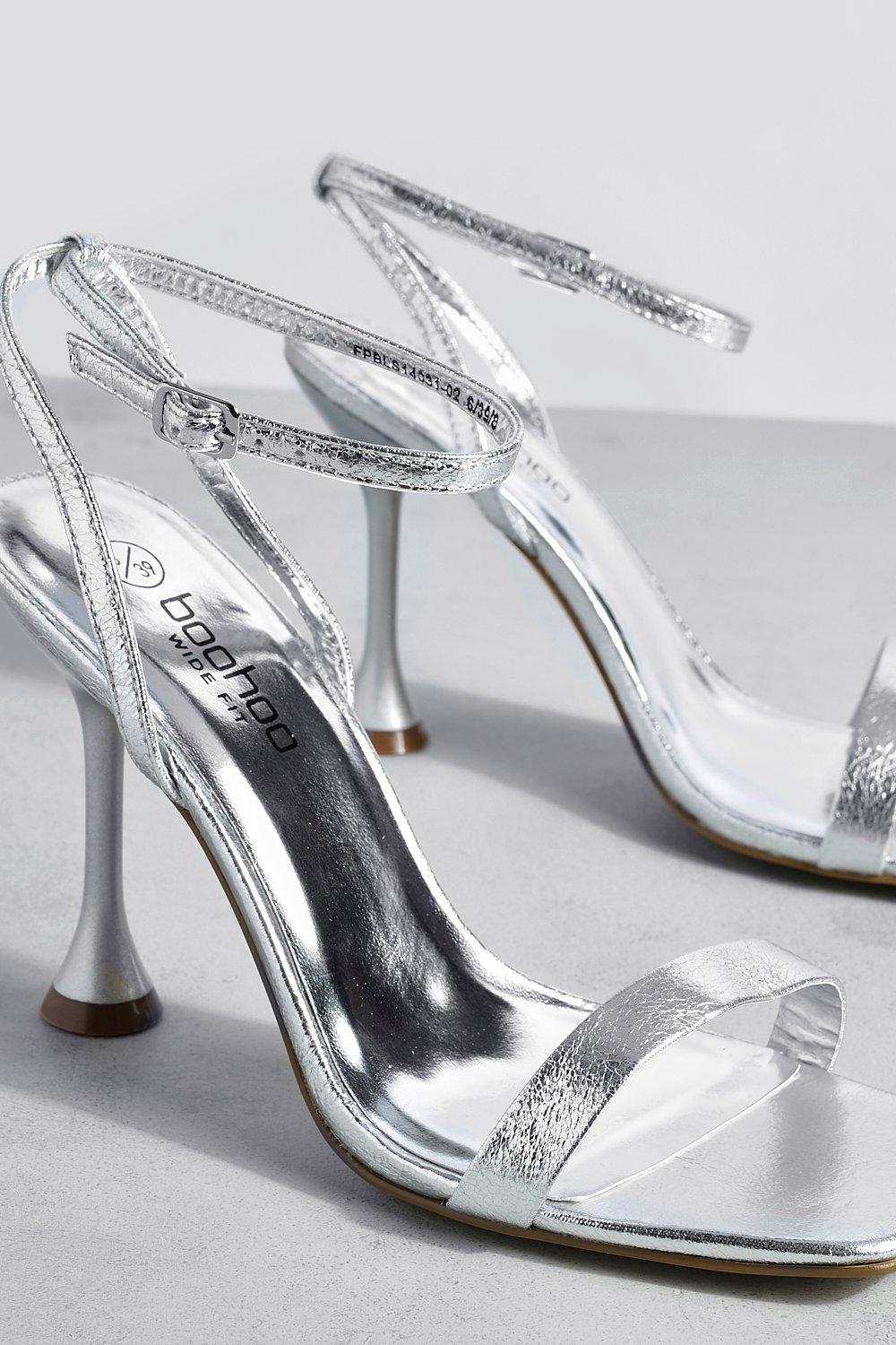 Boohoo barely there block hot sale heel sandals in clear