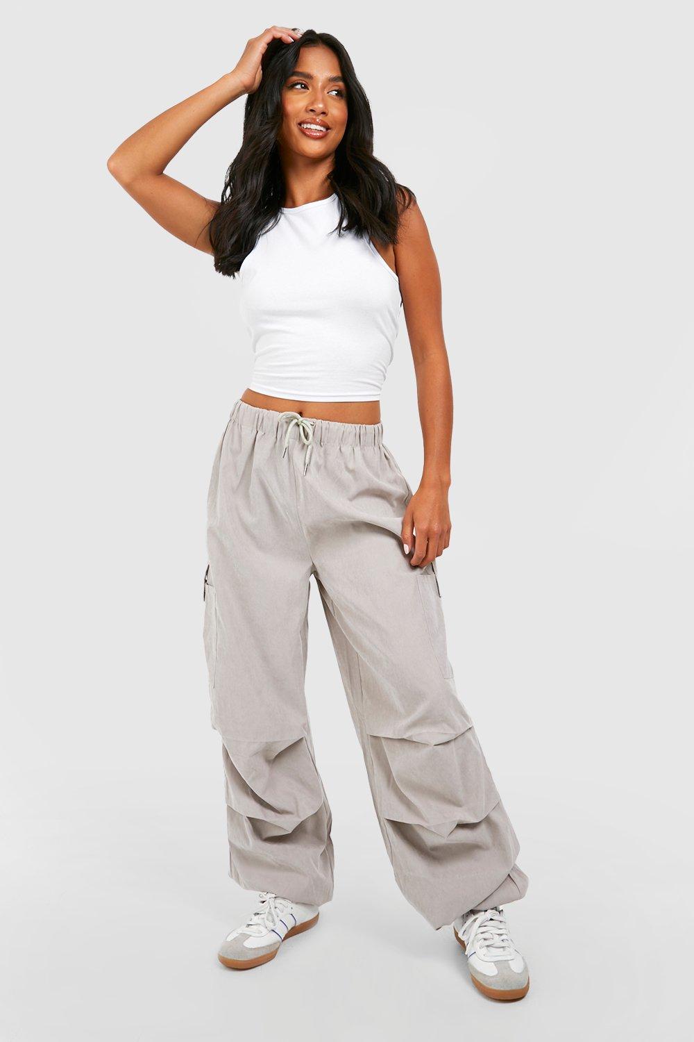 Petite Relaxed Soft Touch Woven Cargo Jogger