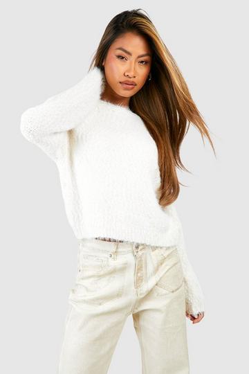 Oversized Fluffy Knit Sweater ivory