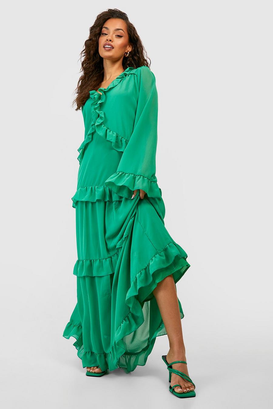Bright green Långklänning i chiffong med volanger image number 1