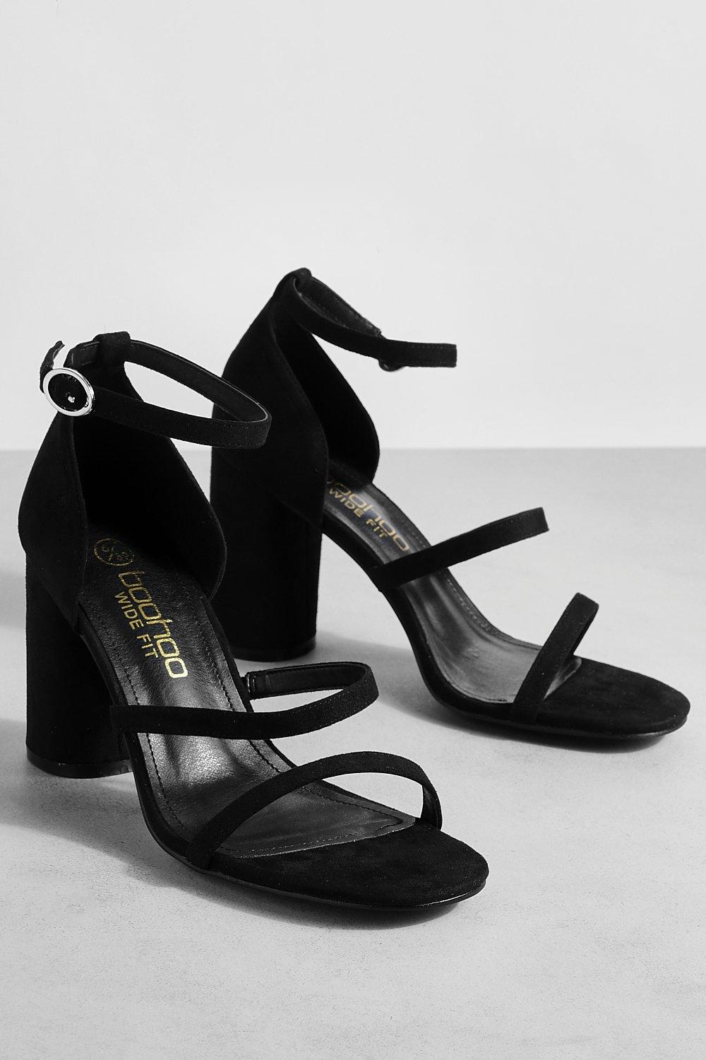 Boohoo black store block heels