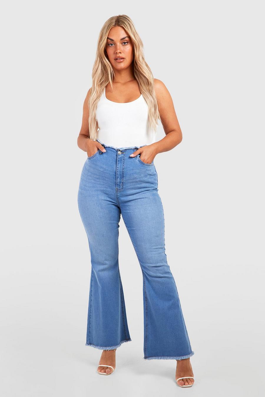 Mid blue Plus Basic jeans med utsvängda ben och hög midja image number 1