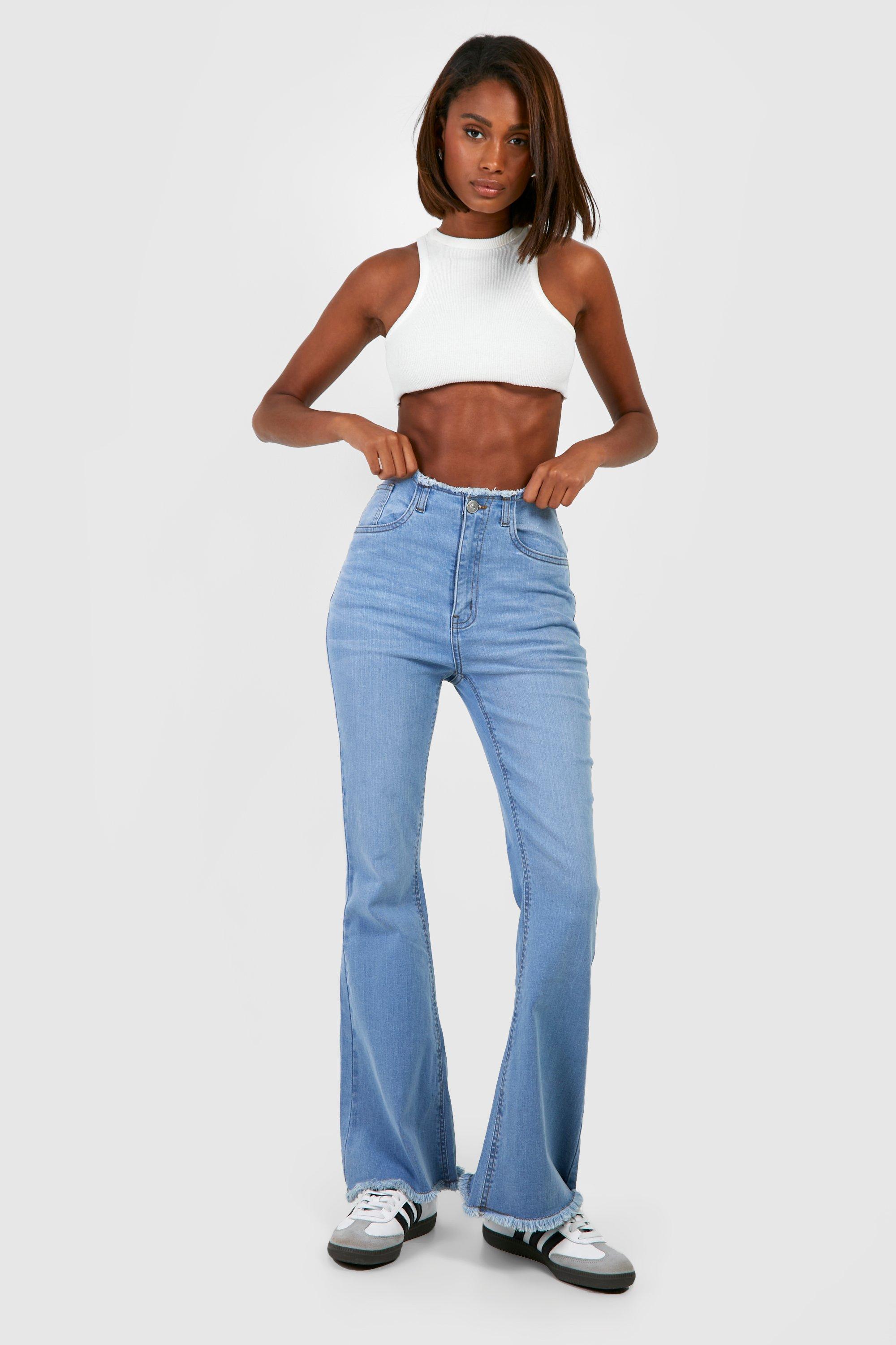 https://media.boohoo.com/i/boohoo/gzz61575_light%20blue_xl_2/female-light%20blue-basic-high-rise-flared-jeans-