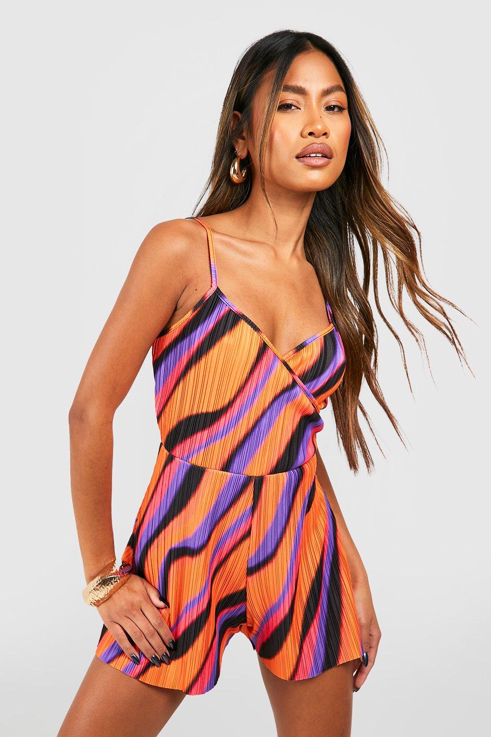 Abstract Plisse Wrap Playsuit boohoo NO