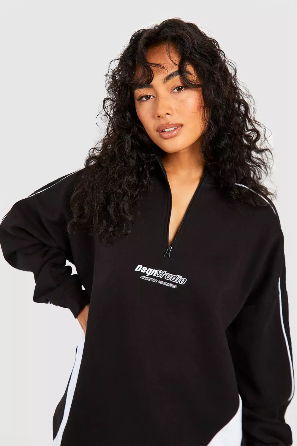 Black DSGN STUDIO Colour Block Slogan Half Zip Sweatshirt alternative image