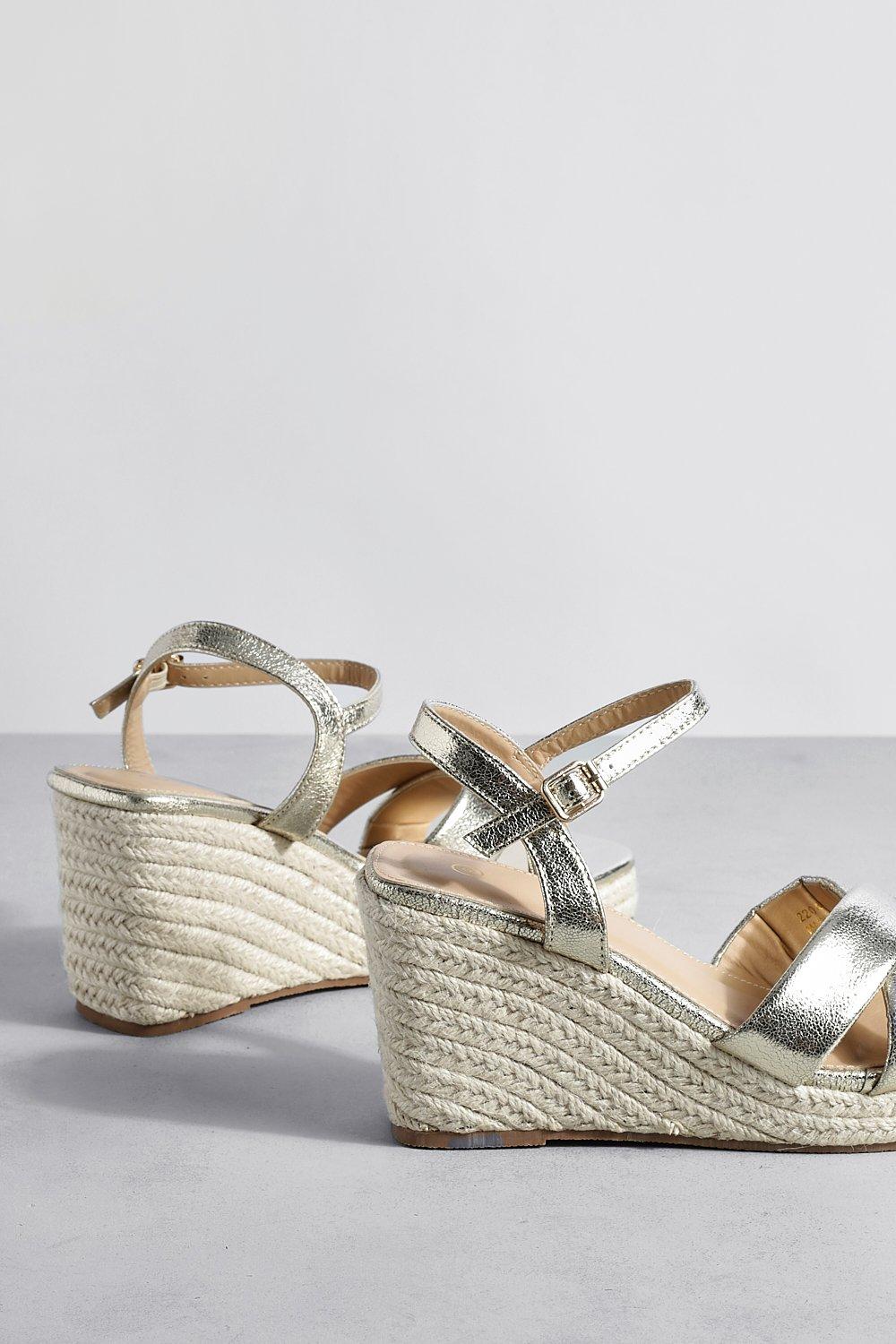 Gold best sale wedges boohoo