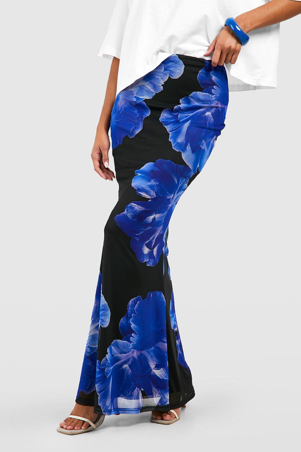 https://media.boohoo.com/i/boohoo/gzz62750_black_xl_3/female-black-layered-mesh-floral-maxi-skirt