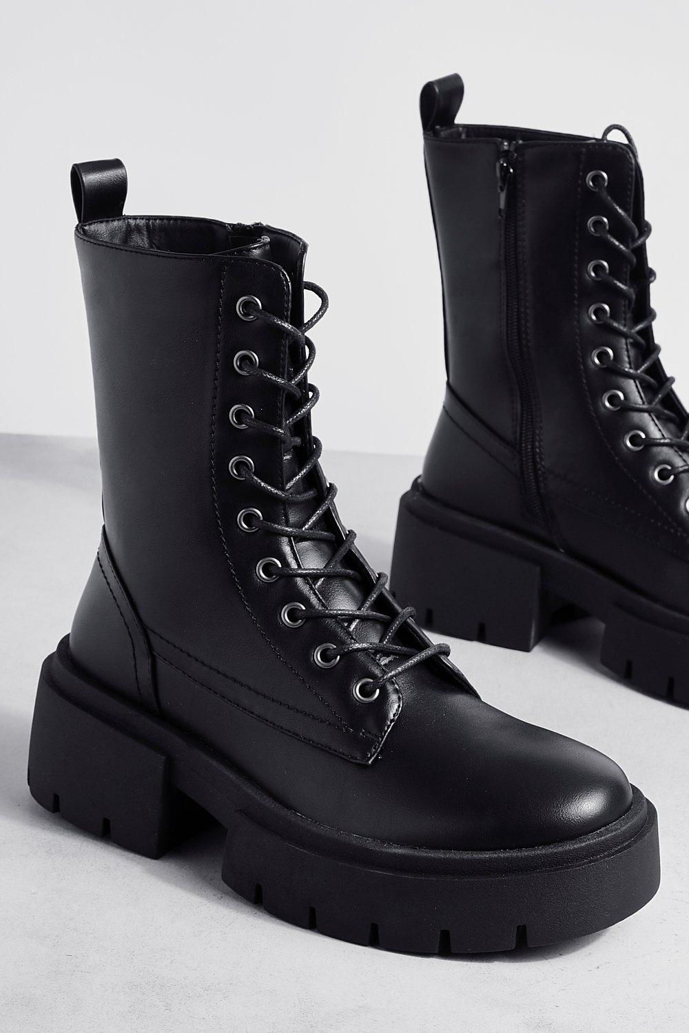 Platform boots wide clearance fit