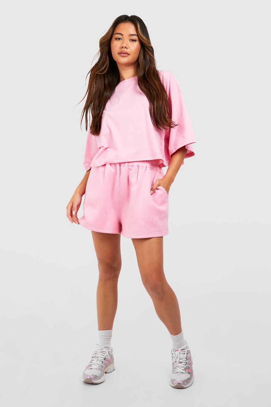 Pink Boxy Crop Top En T-Shirt En Shorts Set
