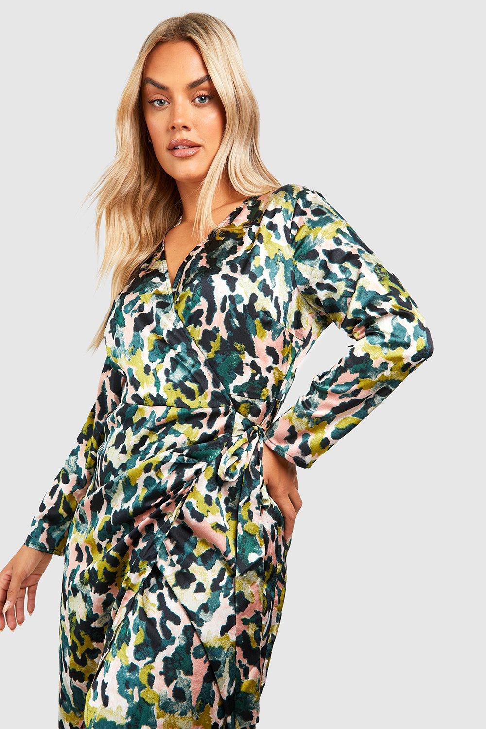 Boohoo plus on sale leopard midi dress