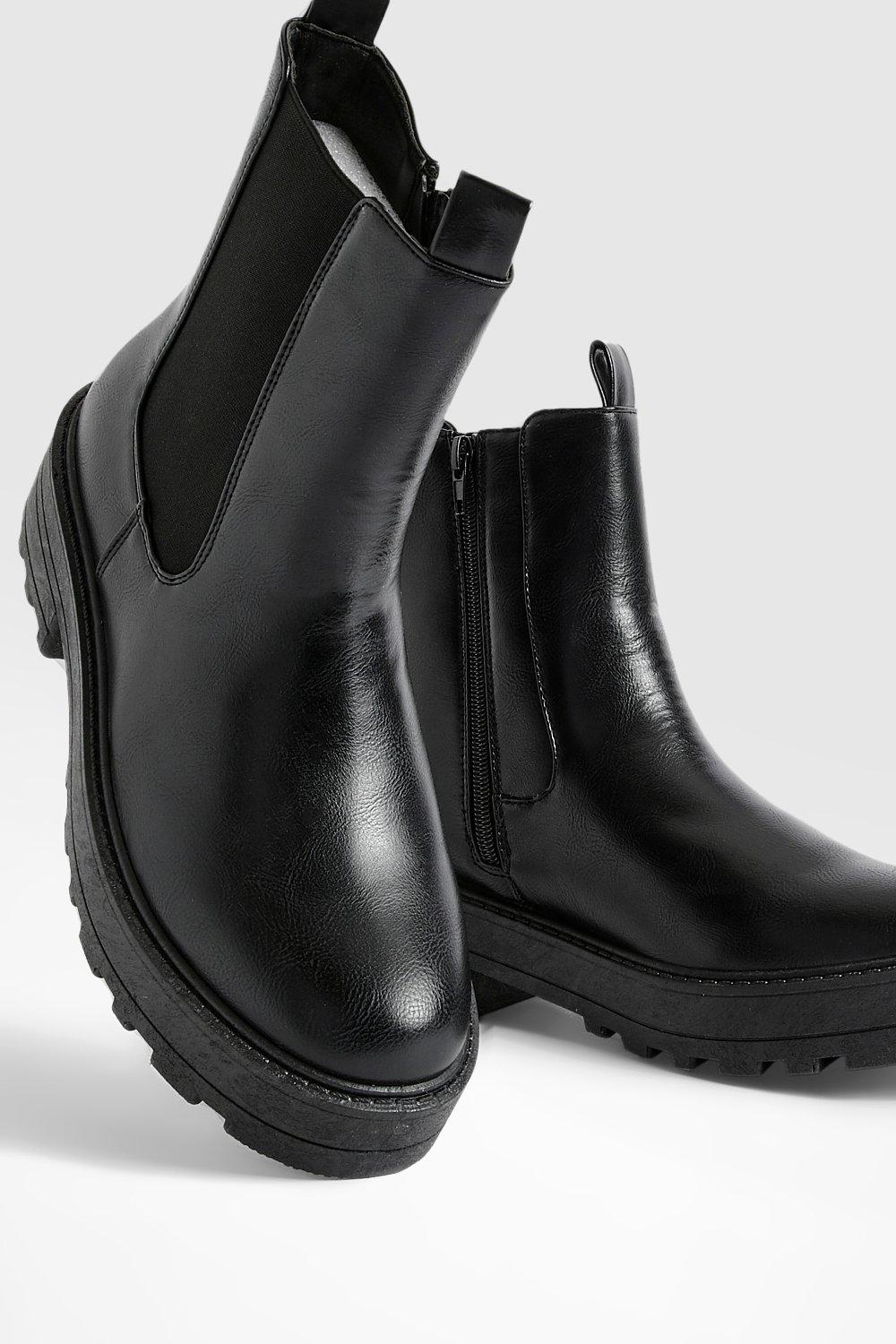 Boohoo black hot sale chelsea boots