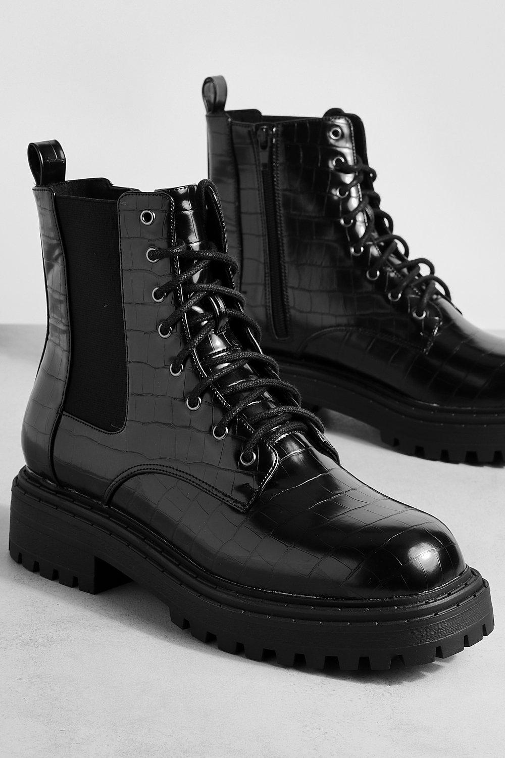 Lace up shop black biker boots