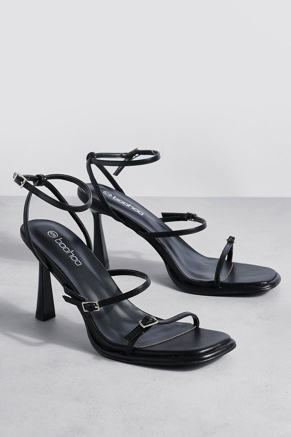 Tacones calcet n acolchados con tres hebillas boohoo