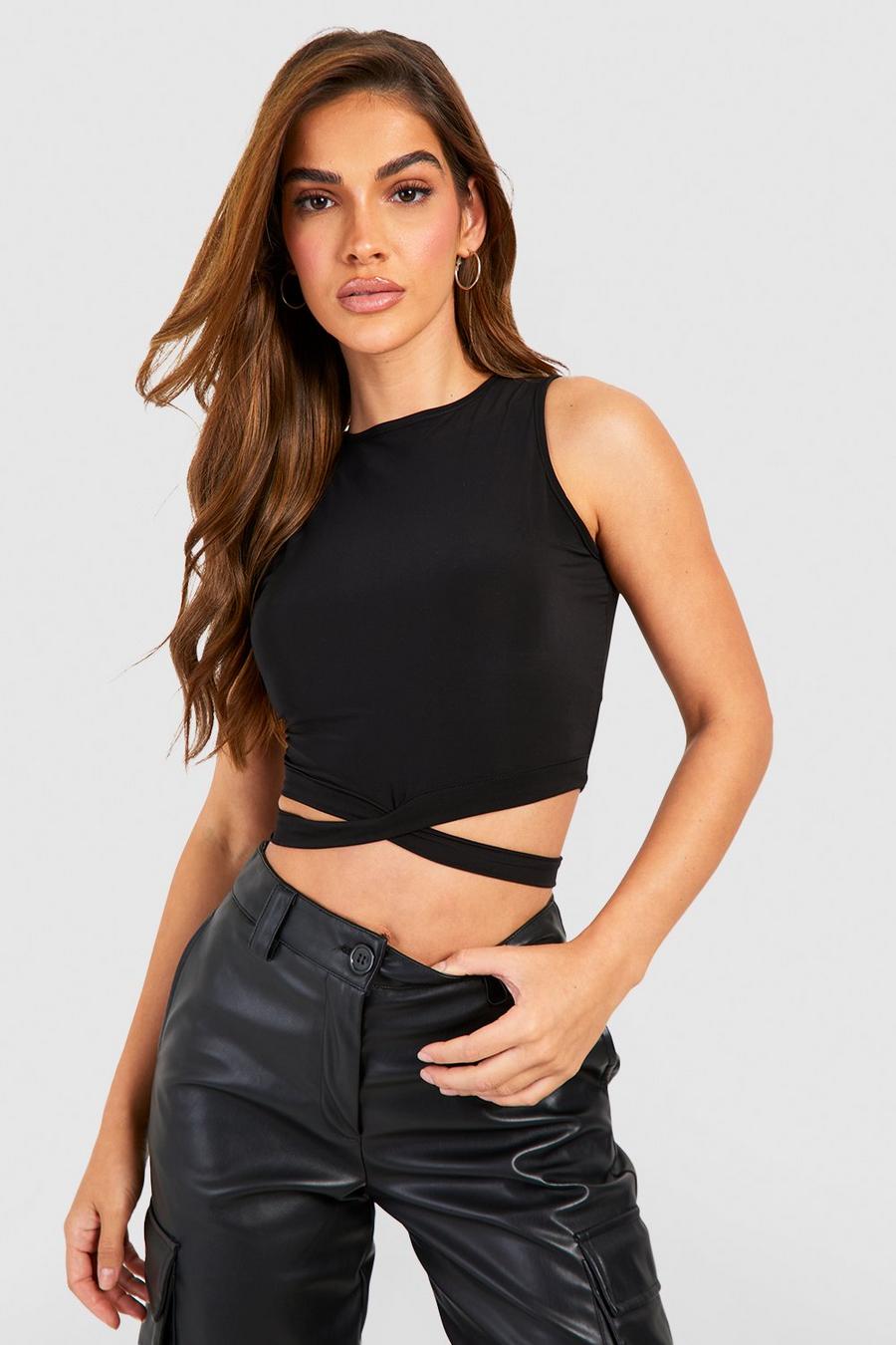 Black Crop top med cut-outs
