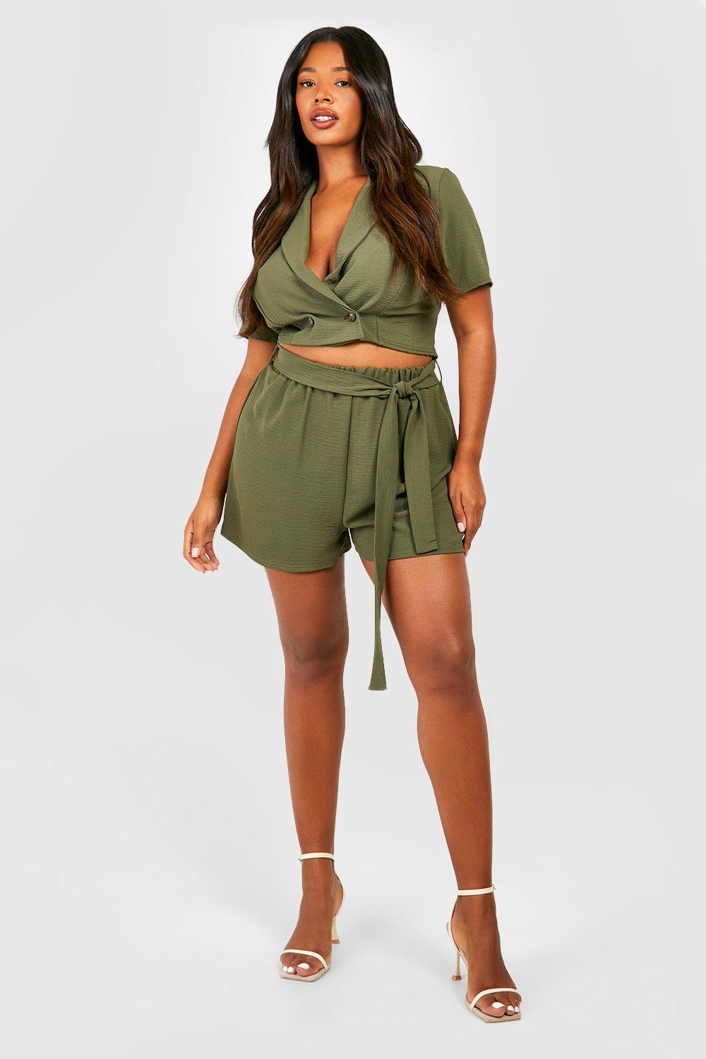 Plus Woven Textured Belted Flippy Shorts boohoo