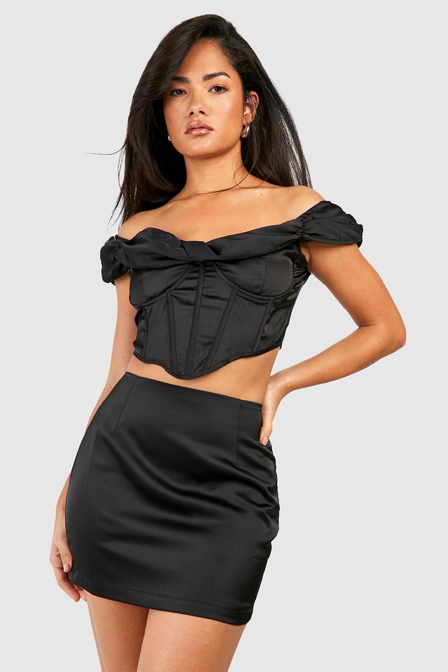 Top a corsetto in raso con dettagli attorcigliati, Black image number 1