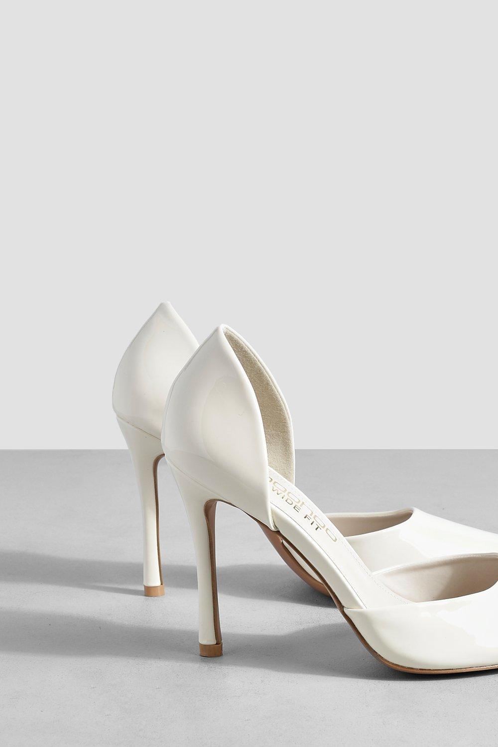 Cut out best sale court shoes