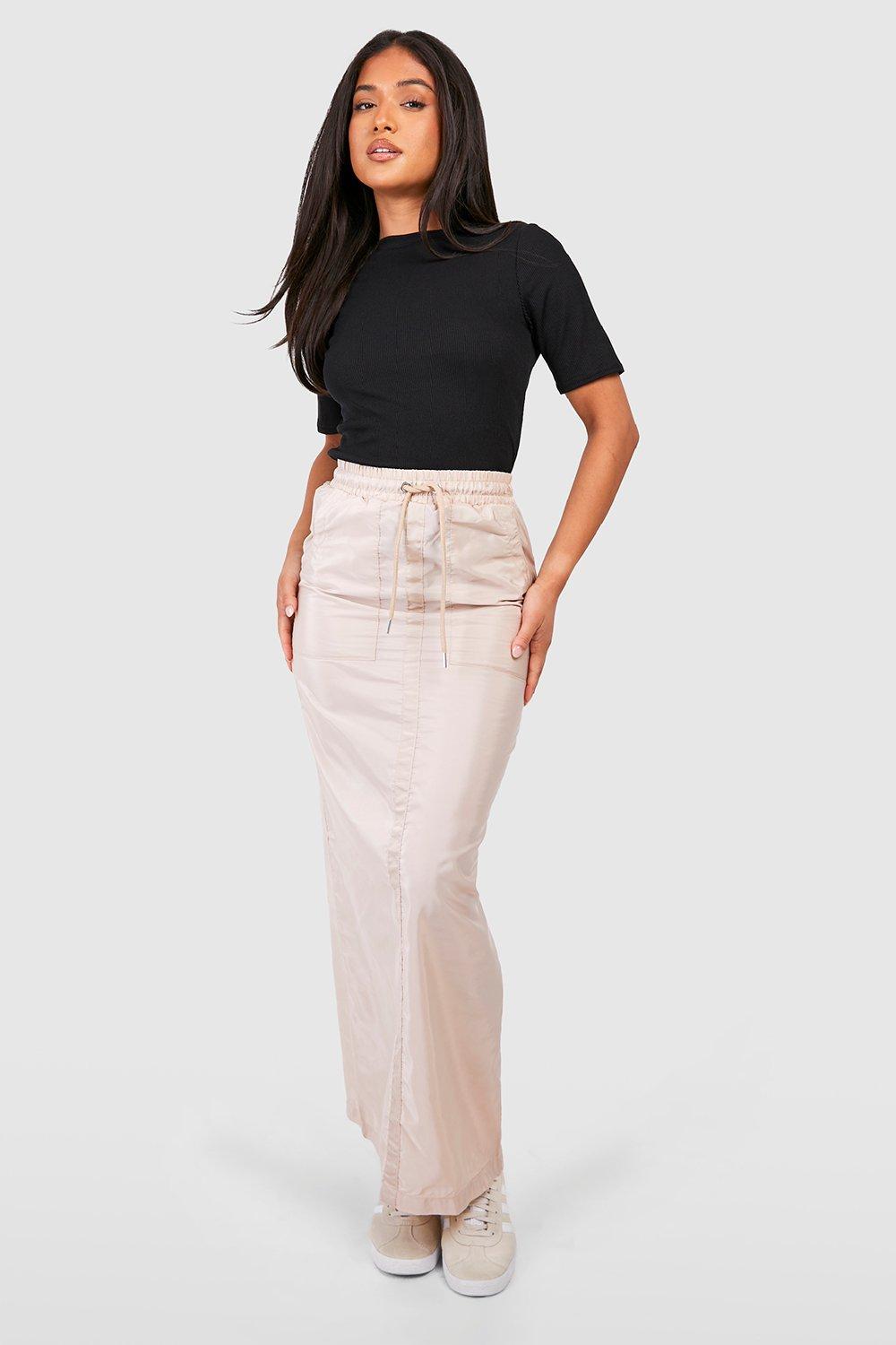 Petite maxi hotsell skirt boohoo