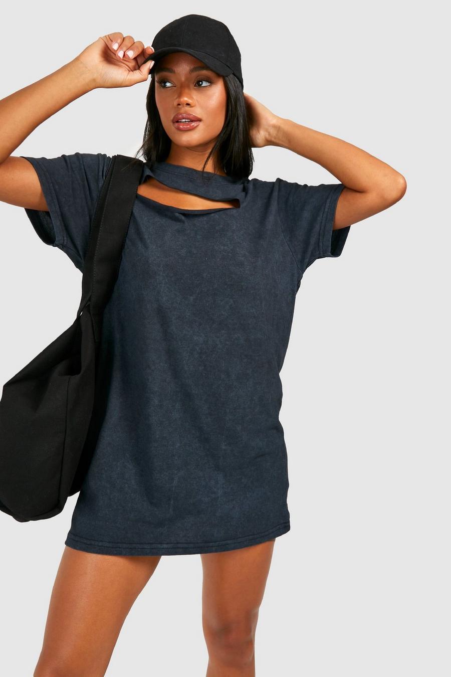 Acid wash black Oversize t-shirtklänning med stentvättad effekt och cut-out