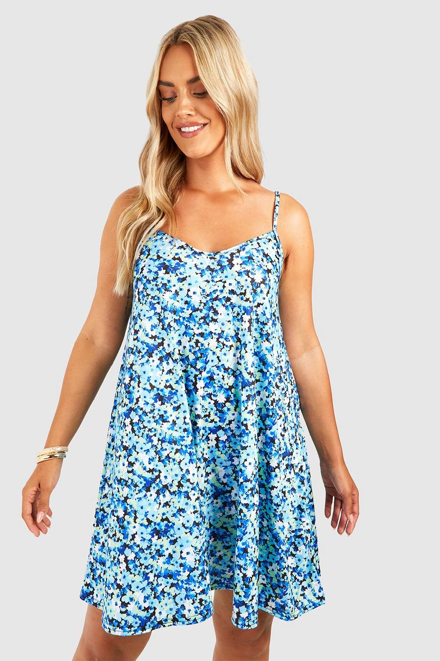 Blue Plus Blommig klänning image number 1
