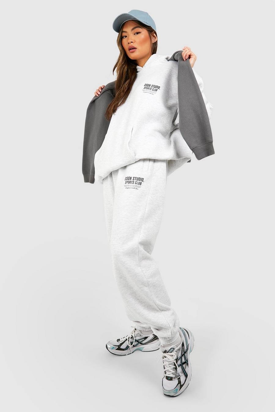 Pantaloni tuta oversize con slogan Sports Club, Ash grey image number 1