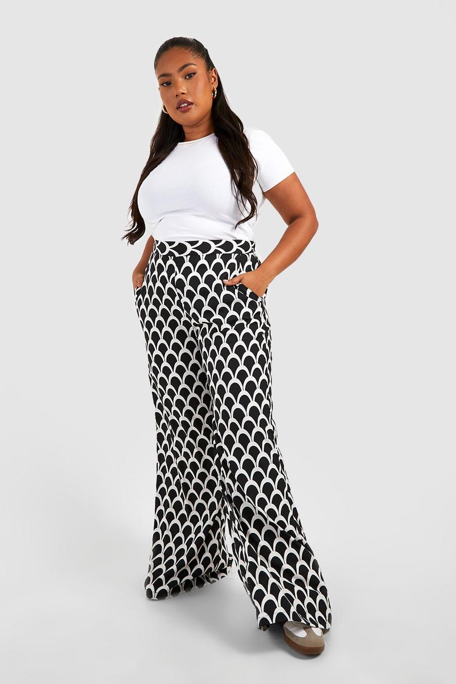 Pantaloni a gamba ampia Plus Size con stampa di motivi geometrici, Black image number 1