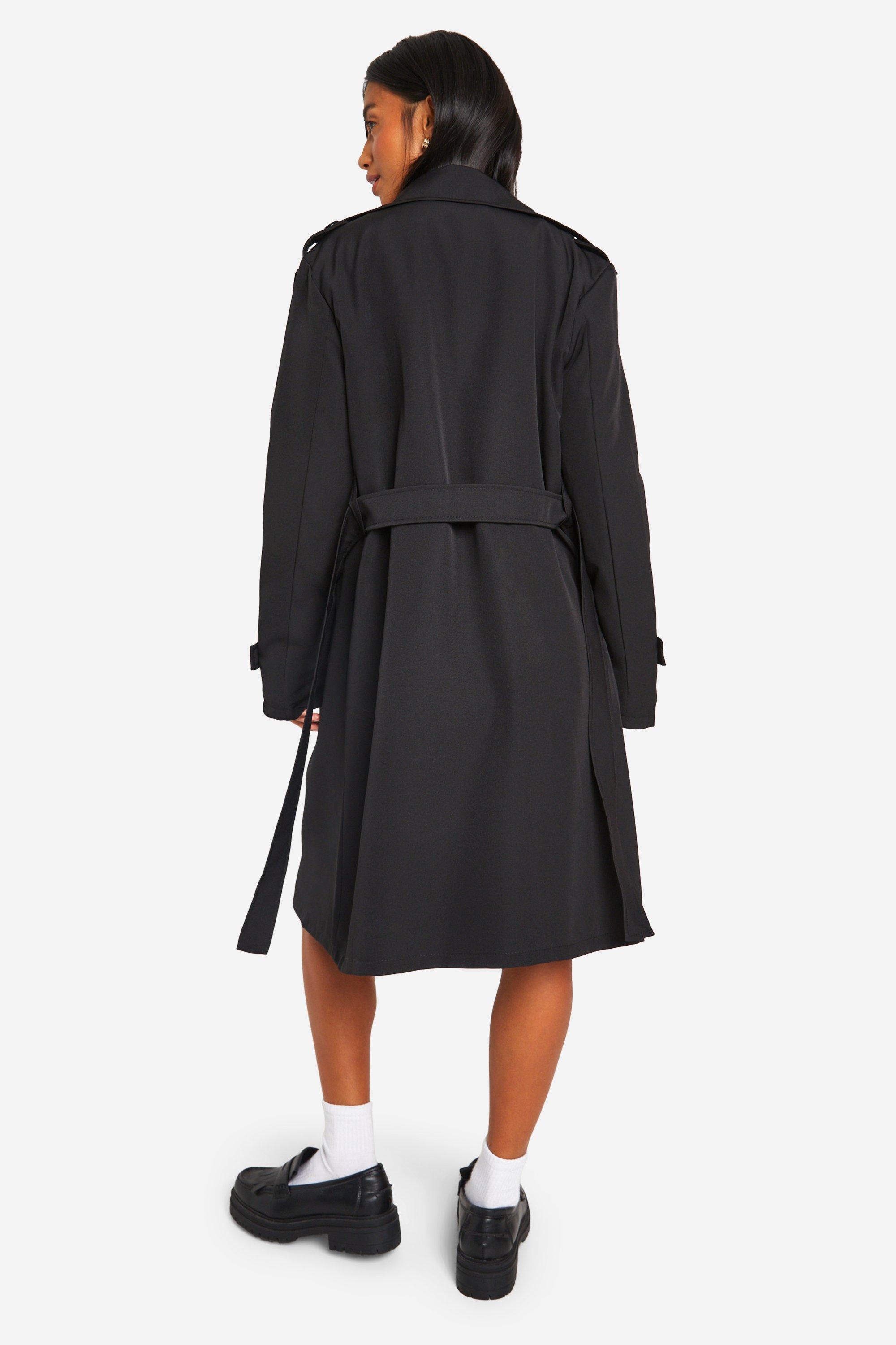 Petite Trenchcoat Met Knoop Detail En Ceintuur boohoo