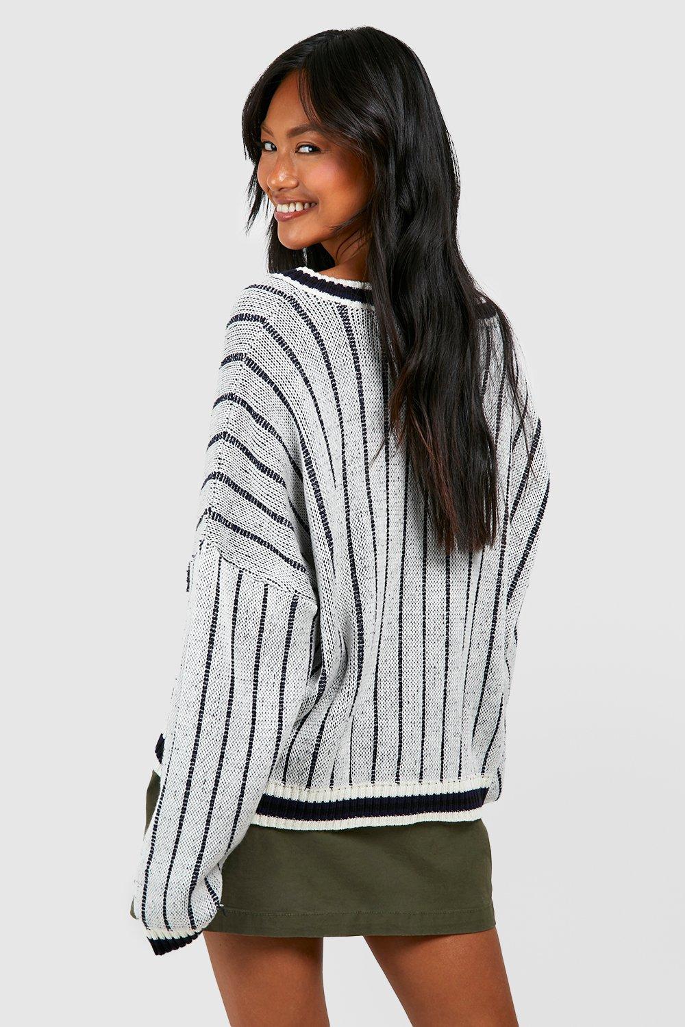 Pull court universitaire en maille torsadee boohoo FR