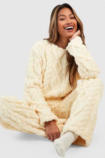 Cable Knit Fleece Lounge Sweatshirt cream