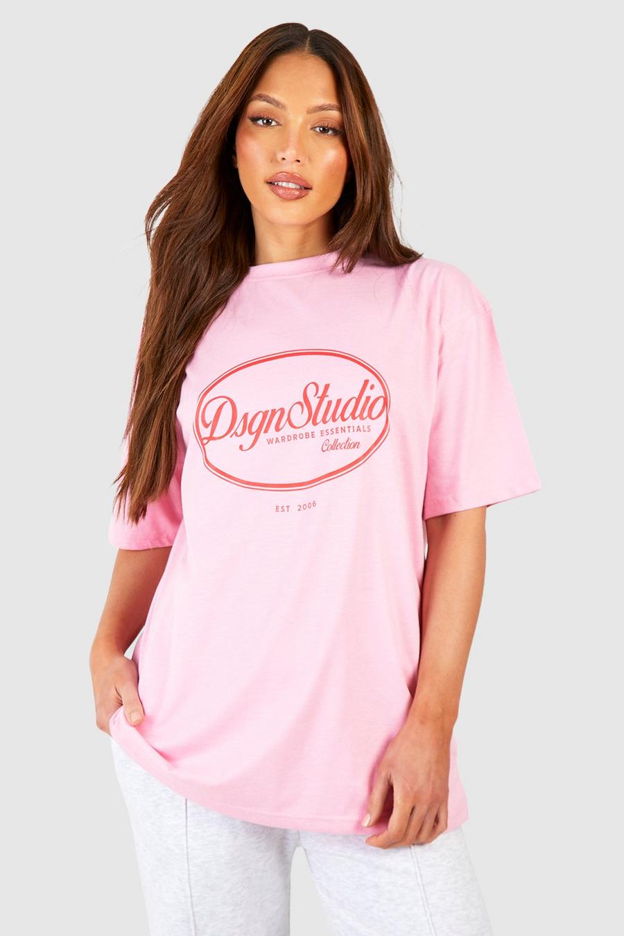 Light pink Tall Dsgn Studio T-Shirt Met Tekst