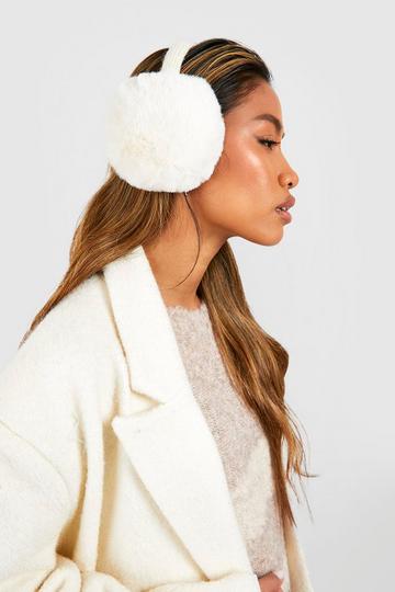 Fluffy Ear Muff cream