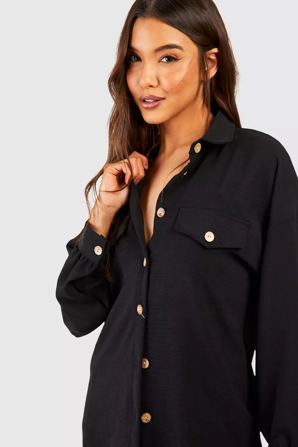 Black Hammered Contrast Button Relaxed Fit Shirt صورة بديلة