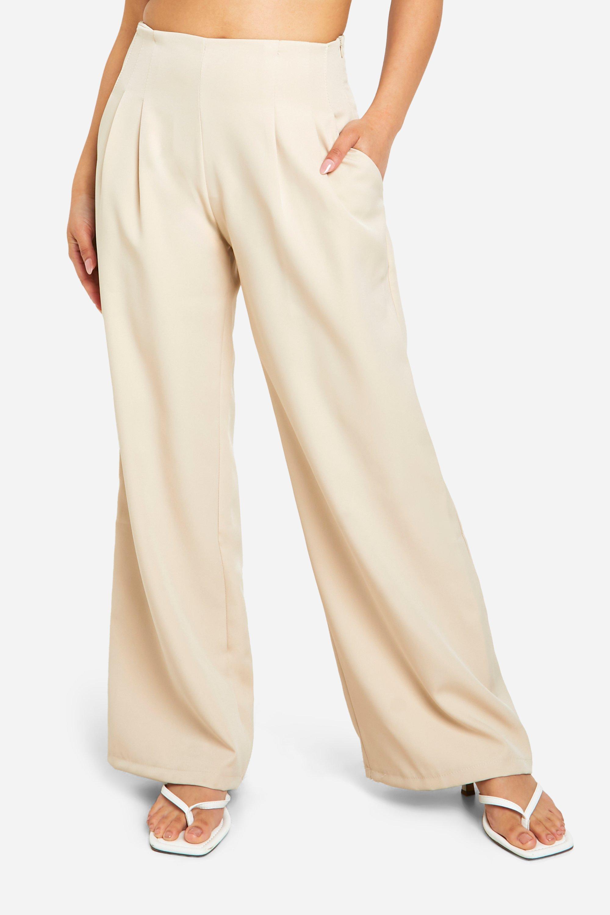 Petite Tailored Relaxed Woven Trouser boohoo IE