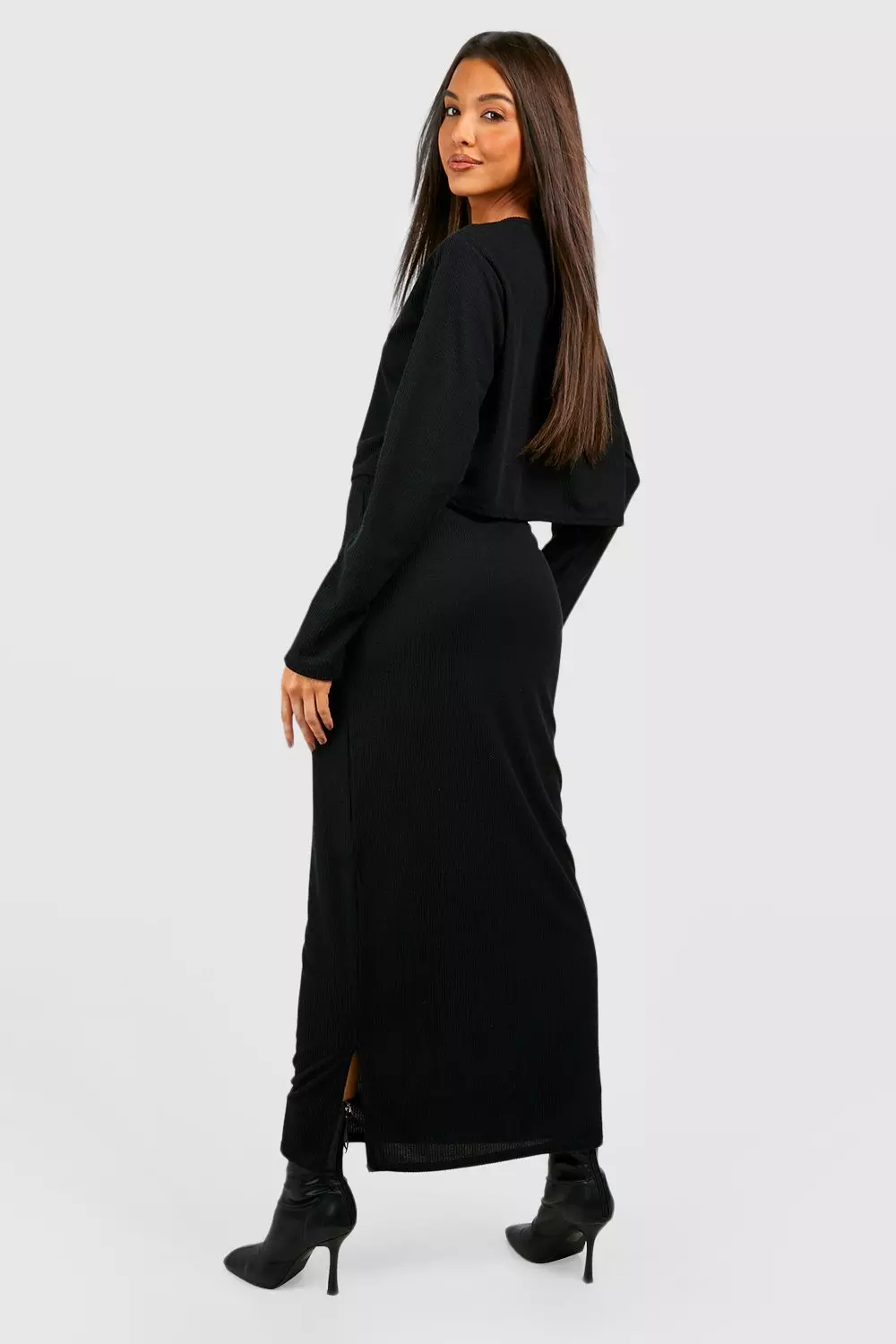 Black Ribbed Midi Skirt With Split alternative image