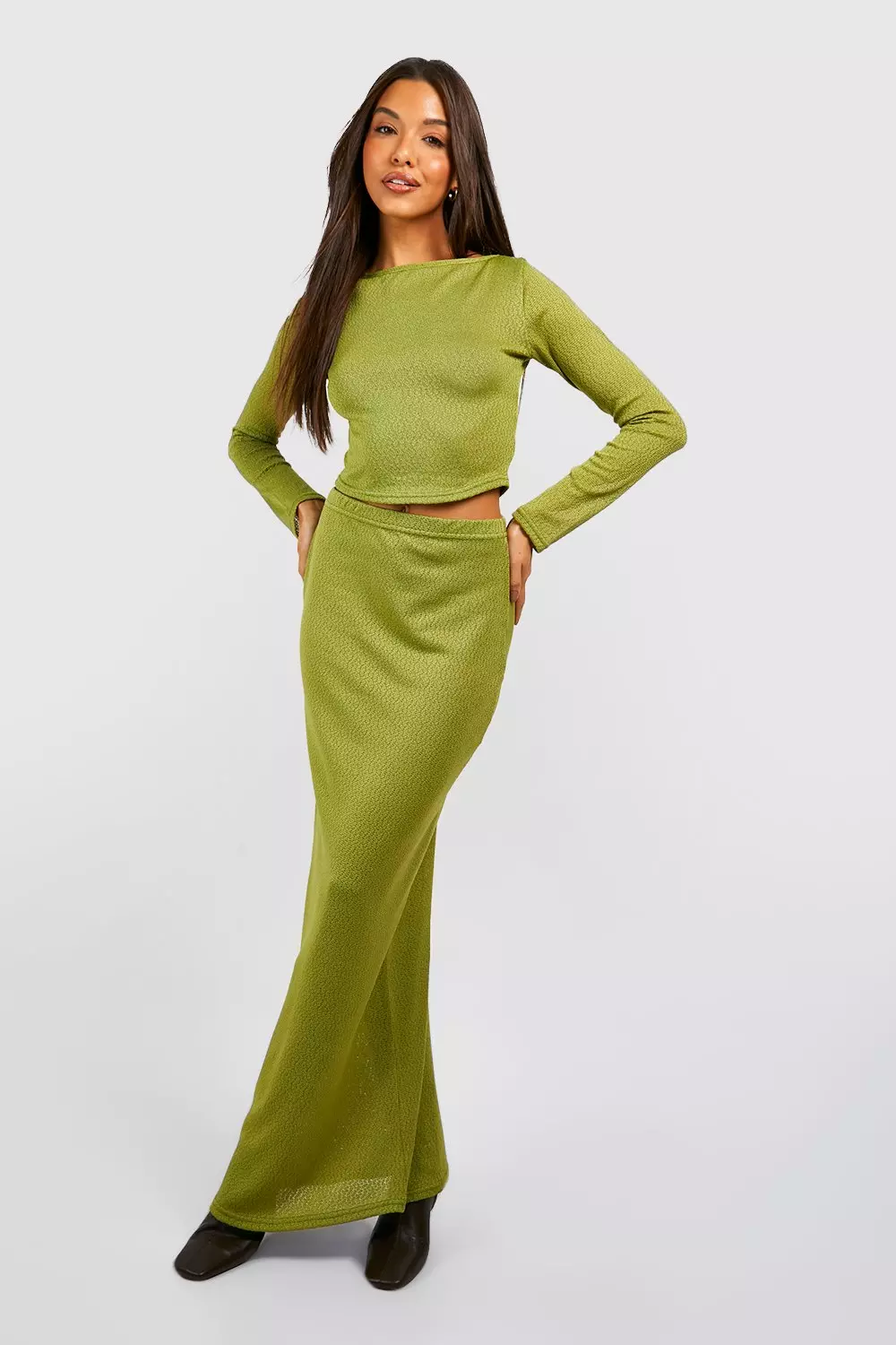 Olive Textured Curved Hem Top alternative image