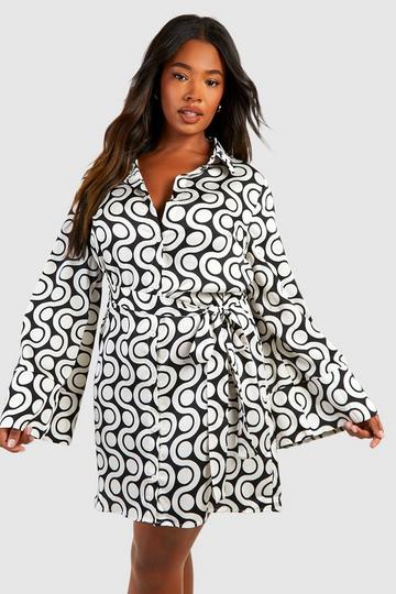 Plus Printed Flare Sleeve Shirt Dress black