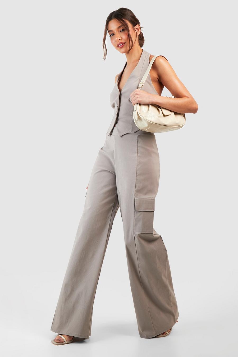 Ensemble super stretch avec gilet sans manches et pantalon cargo, Taupe