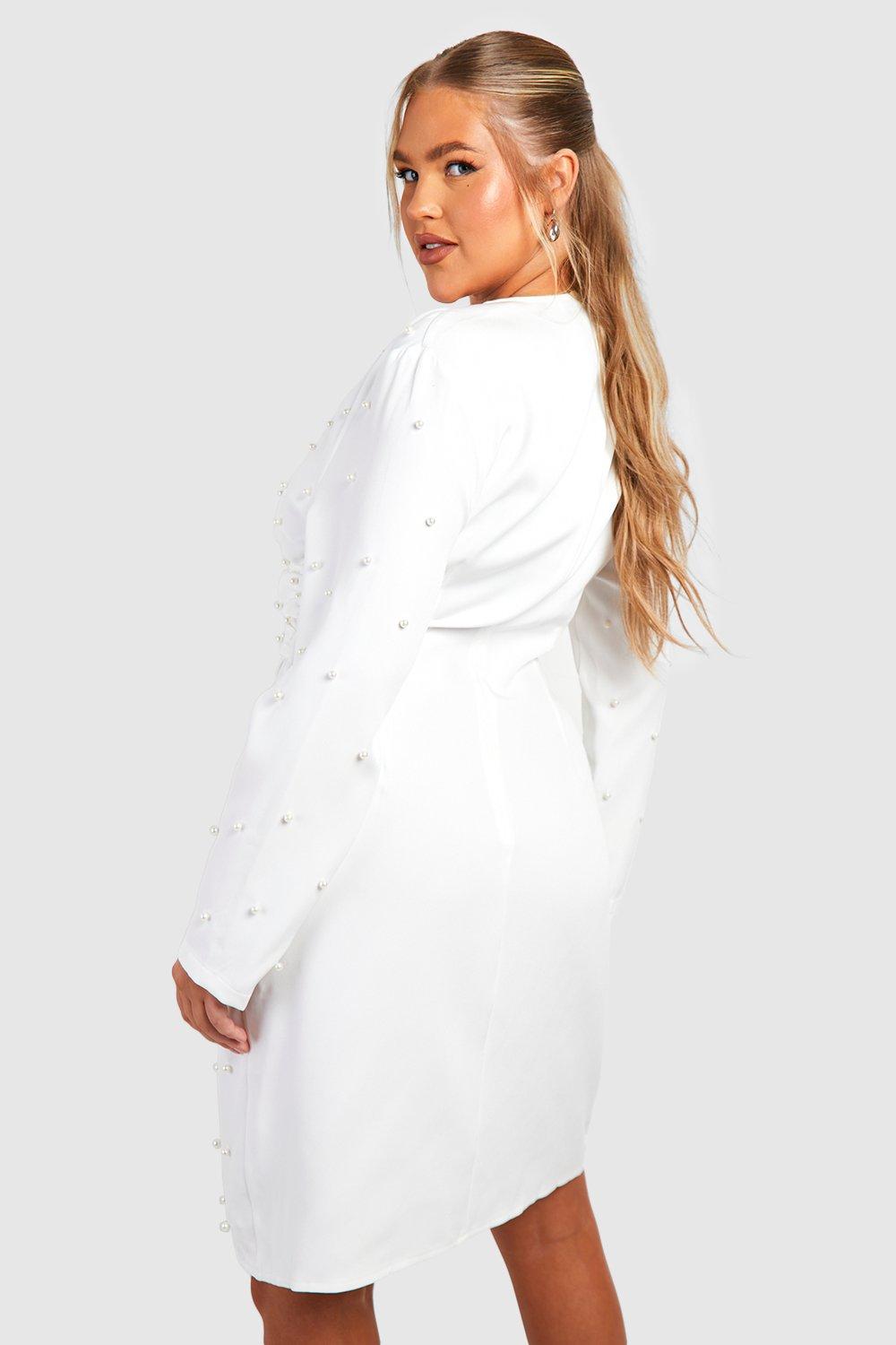 Boohoo curve white dress hotsell