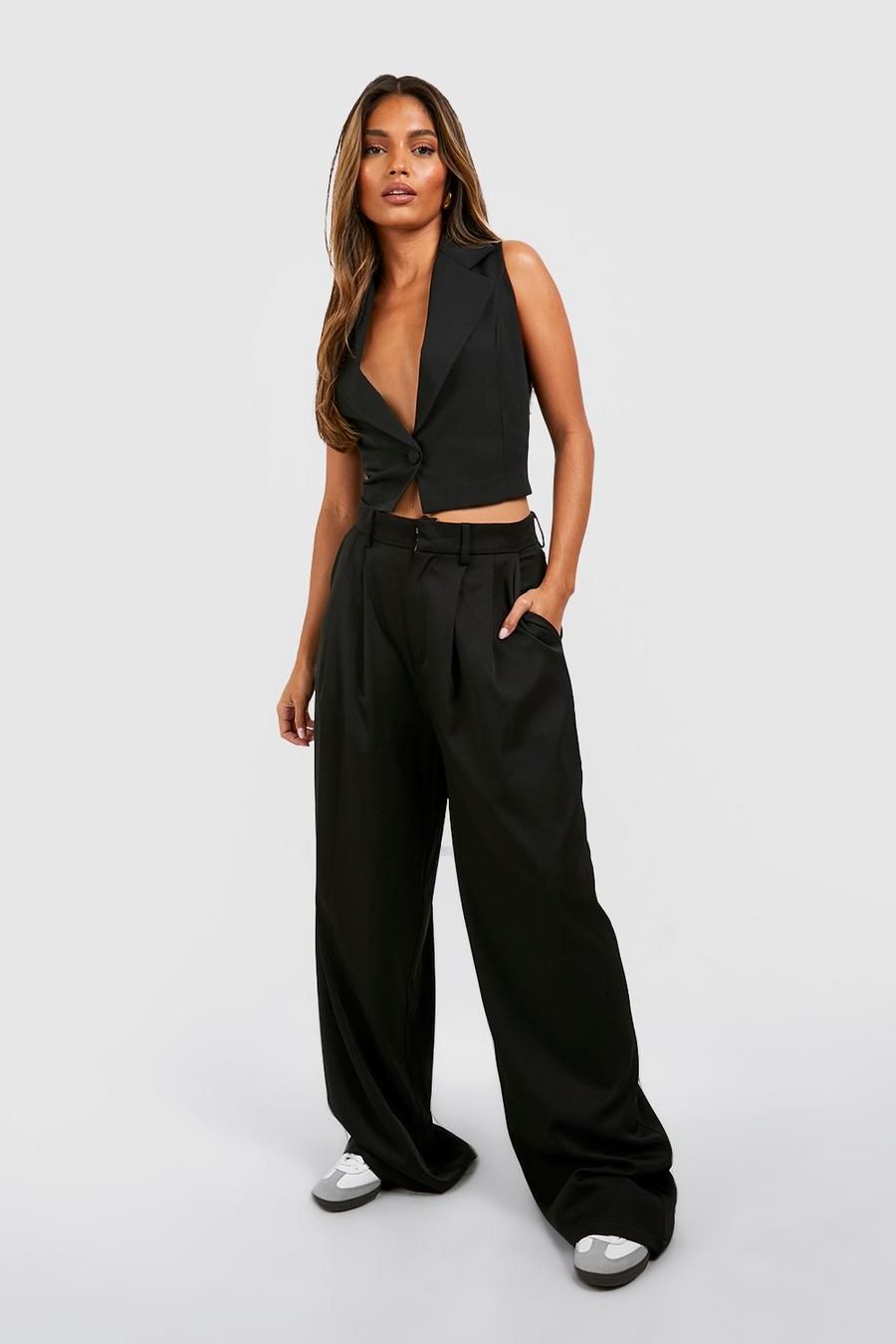 Black Tailored Relaxed Fit Pleated Wide Leg Pants image number 1
