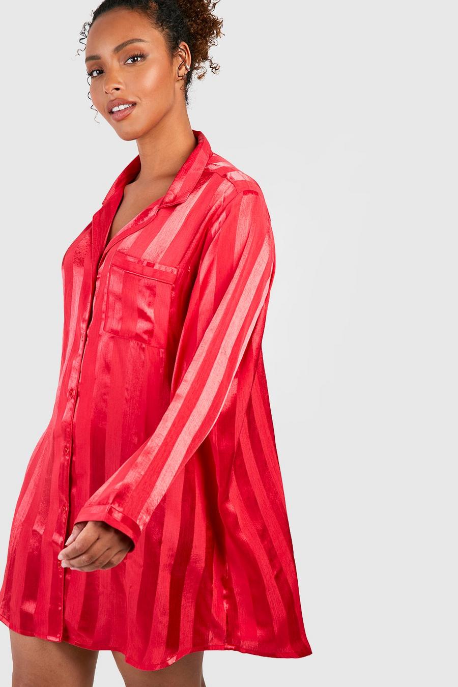 Plus langärmliges Premium Satin-Nachthemd mit Streifen, Red image number 1